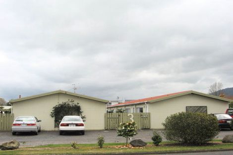 Photo of property in Acacia Flats, 1/3 Lytton Street, Glenholme, Rotorua, 3010