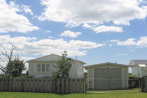 Photo of property in 13 Shaw Road, Waihi Beach, 3611
