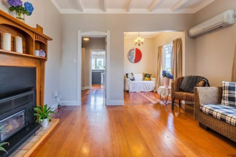 Photo of property in 53 Woodglen Road, Glen Eden, Auckland, 0602