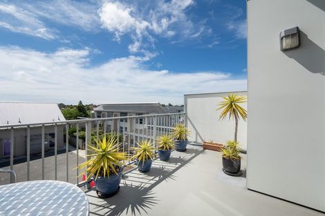 Photo of property in 15/20 Stanmore Road, Phillipstown, Christchurch, 8011