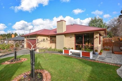 Photo of property in 5 Saint James Place, Fairfield, Dunedin, 9018