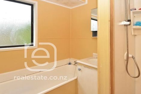 Photo of property in 6 Rako Place, Manurewa, Auckland, 2102