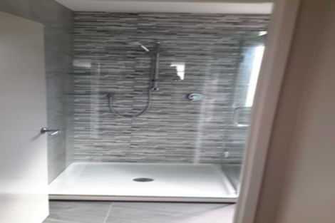 Photo of property in 2f Oxford Road, Manurewa, Auckland, 2102