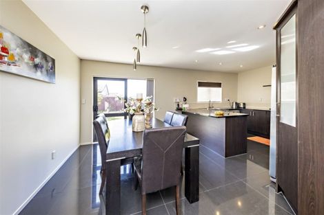 Photo of property in 21 Hansen Place, Takanini, 2112