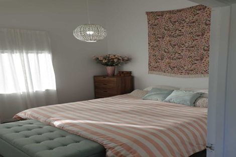 Photo of property in 1/28 Kestrel Heights, Arkles Bay, Whangaparaoa, 0932