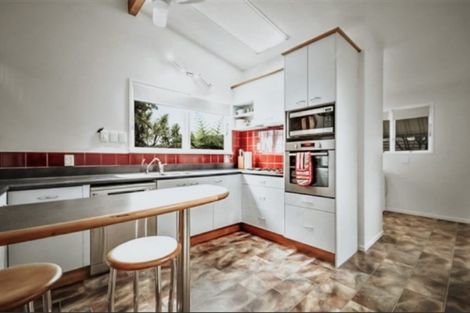 Photo of property in 345 Devonport Road, Tauranga, 3110