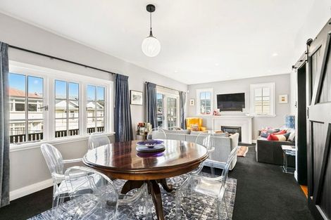 Photo of property in 43 Pirie Street, Mount Victoria, Wellington, 6011