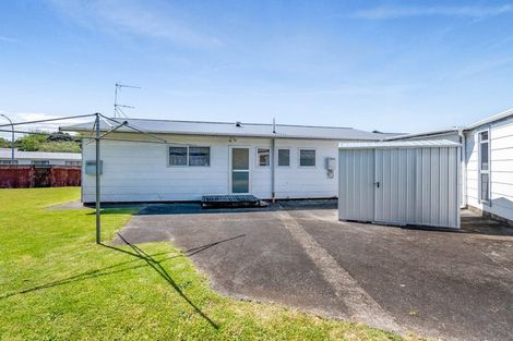 Photo of property in 19 Camellia Avenue, Bell Block, New Plymouth, 4312
