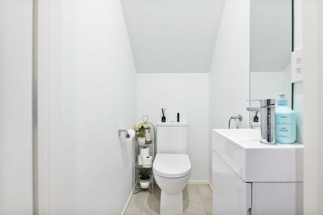 Photo of property in 32a Titoki Street, Te Atatu Peninsula, Auckland, 0610