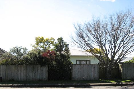 Photo of property in 18 Gaisford Terrace, Waipukurau, 4200