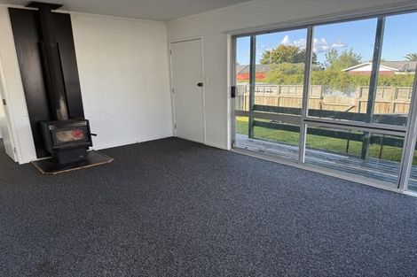 Photo of property in 16a Pohutukawa Drive, Owhata, Rotorua, 3010