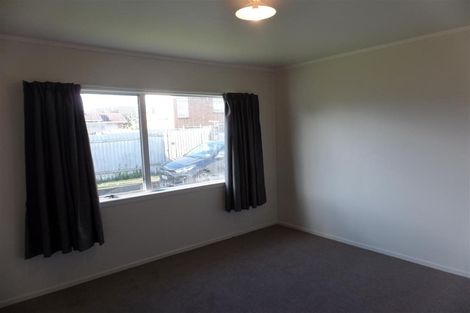Photo of property in 2/55 Palmers Road, Clendon Park, Auckland, 2103