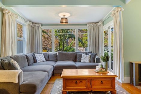 Photo of property in 436 Aberdeen Road, Gisborne, 4010