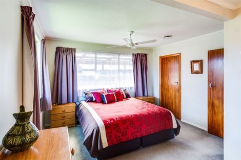 Photo of property in 30 Henley Crescent, Pirimai, Napier, 4112