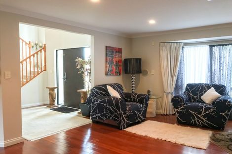 Photo of property in 106 Meadowland Drive, Somerville, Auckland, 2014