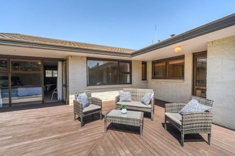 Photo of property in 22 Aintree Crescent, Awapuni, Palmerston North, 4412