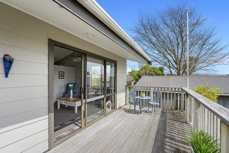 Photo of property in 24a He Awa Crescent, Waikanae, 5036