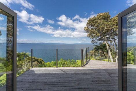 Photo of property in 47 Whakamoenga Point, Acacia Bay, Taupo, 3385