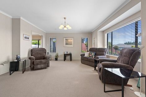 Photo of property in 137 Rowesdale Drive, Ohauiti, Tauranga, 3112