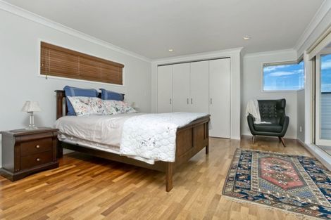 Photo of property in 4 Kiri Place, Mairangi Bay, Auckland, 0630