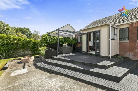 Photo of property in 1 Anson Grove, Naenae, Lower Hutt, 5011