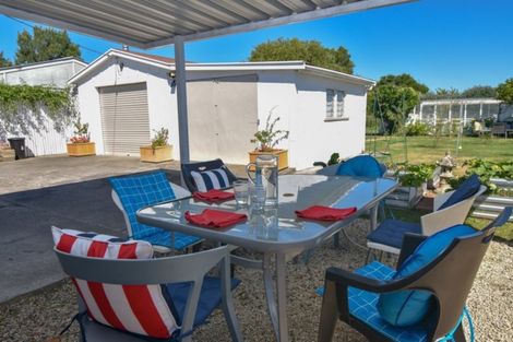 Photo of property in 35 Clifton Avenue, Carterton, 5713