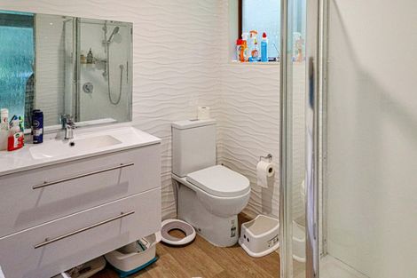 Photo of property in 12a Crawford Grove, Naenae, Lower Hutt, 5011