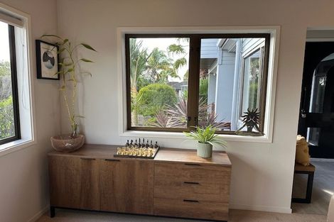 Photo of property in 155 Pah Road, Cockle Bay, Auckland, 2014