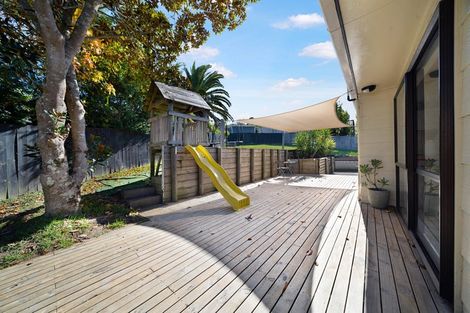 Photo of property in 26 Garton Drive, Massey, Auckland, 0614