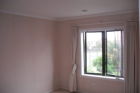 Photo of property in Tuscany Towers, 79/1 Ambrico Place, New Lynn, Auckland, 0600