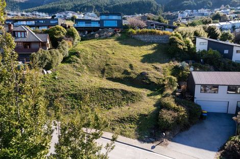 Photo of property in 6 Aspen Grove, Fernhill, Queenstown, 9300