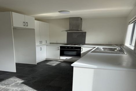 Photo of property in 11 Richmond Street, Fitzroy, New Plymouth, 4312