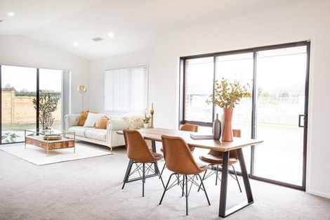 Photo of property in 74 Stace Hopper Drive, One Tree Point, 0118