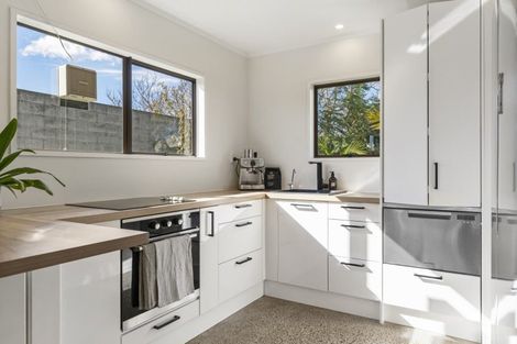 Photo of property in 2/4 Mardi Place, Mount Maunganui, 3116