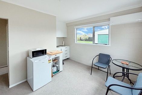 Photo of property in 20 Matuhi Rise, Henderson, Auckland, 0612