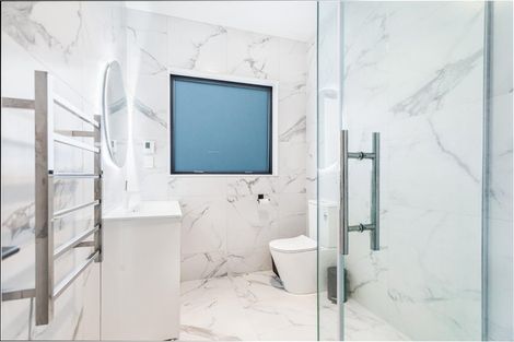 Photo of property in 17 Leebank Crescent, Riverhead, 0820