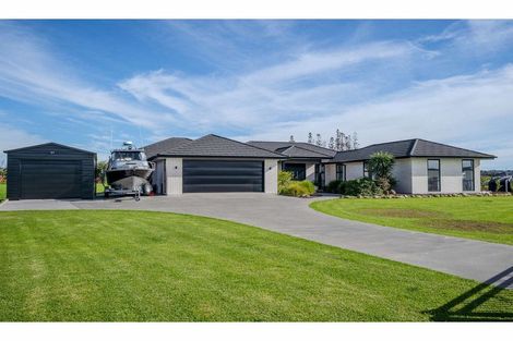 Photo of property in 11 The Lakes Drive, Kerikeri, 0230