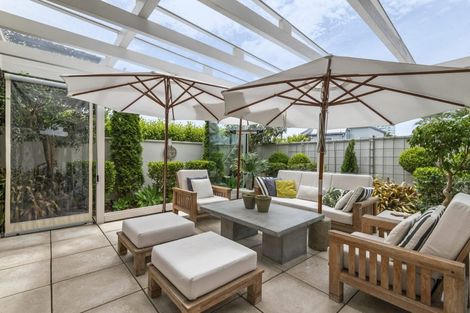 Photo of property in 2/43 Byron Avenue, Takapuna, Auckland, 0622