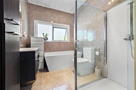 Photo of property in 159 Blockhouse Bay Road, Avondale, Auckland, 0600