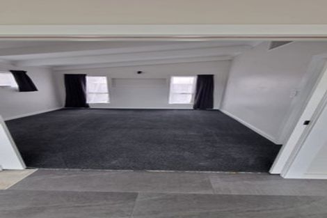 Photo of property in 20 Makora Road, Otaihanga, Paraparaumu, 5036