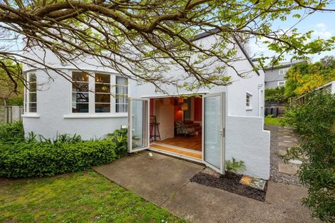 Photo of property in 2 Fairfield Road, Fairfield, Hamilton, 3214