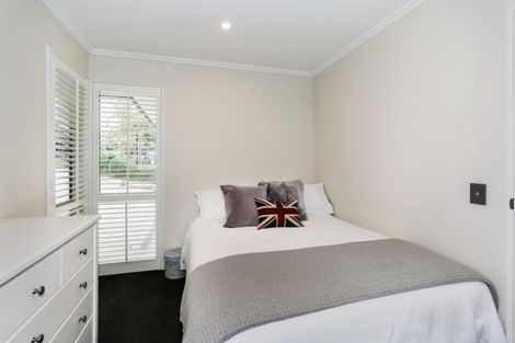 Photo of property in 4 Shepherds Road, Papakura, 2110