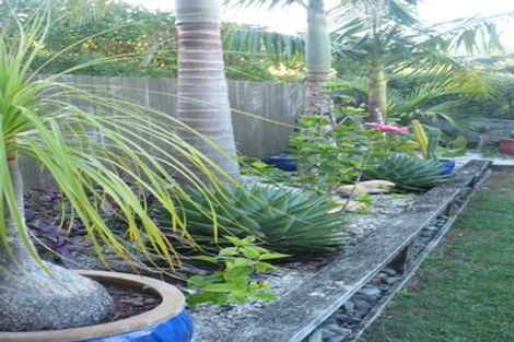 Photo of property in 8 Fendalton Place, Hatfields Beach, Orewa, 0931