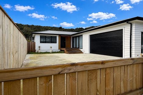 Photo of property in 22b Moohan Street, Wainuiomata, Lower Hutt, 5014