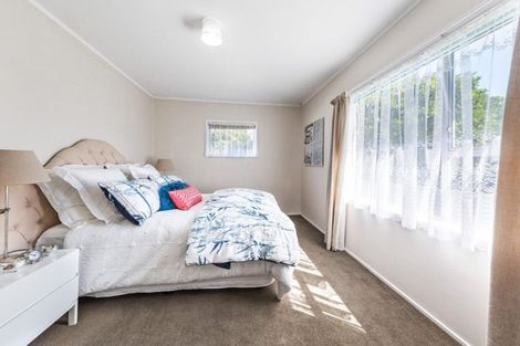 Photo of property in 2/6 Hemsway Place, Sunnyhills, Auckland, 2010