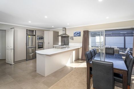 Photo of property in 18 Oceanair Drive, Pauanui, Hikuai, 3579