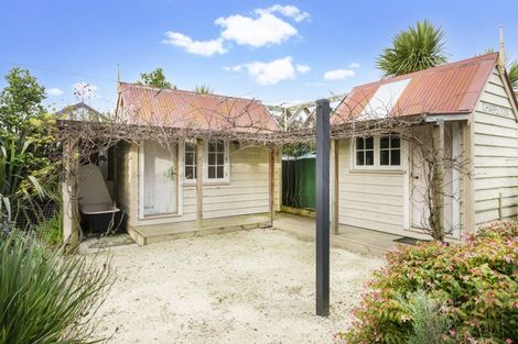 Photo of property in 7 Clarks Lane, Hobsonville, Auckland, 0618