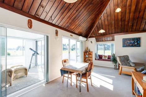 Photo of property in 95 Wikiriwhi Crescent, Awapuni, Palmerston North, 4412