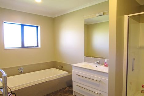 Photo of property in 379 Waihi Road, Normanby, Hawera, 4614