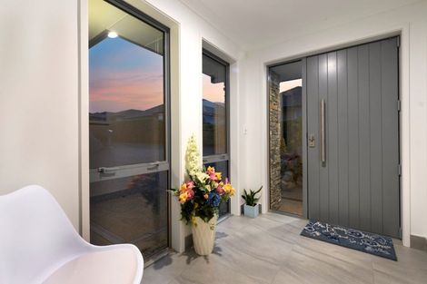 Photo of property in 10 Edmondson Lane, Omokoroa, 3114